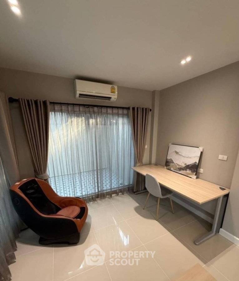 รูป บ้าน 3 ห้องนอน ในโครงการ Life Bangkok Boulevard Wongwaen - Onnut 2 ย่านดอกไม้ (ID 3457853) - รูปที่ 6/13
