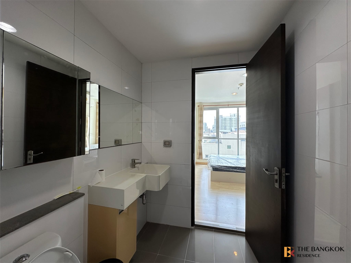 picture RHYTHM Ratchada near MRT Ratchadaphisek Station Easy Start with a City Dweller Lifestyle - 10/10