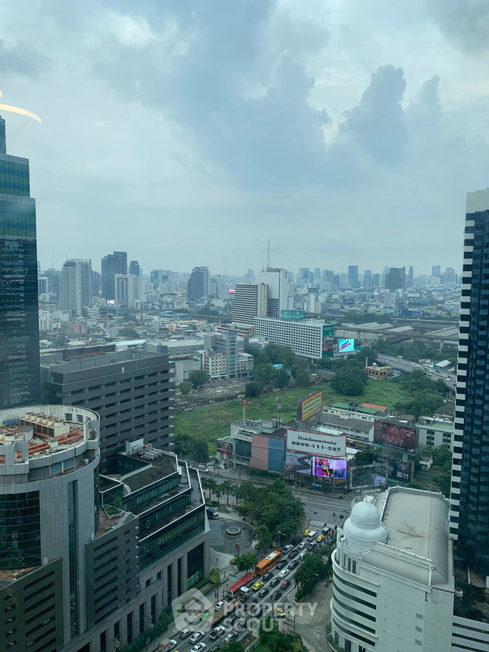picture Studio Condo at Life One Wireless near BTS Phloen Chit (ID 3452687) - 19/20