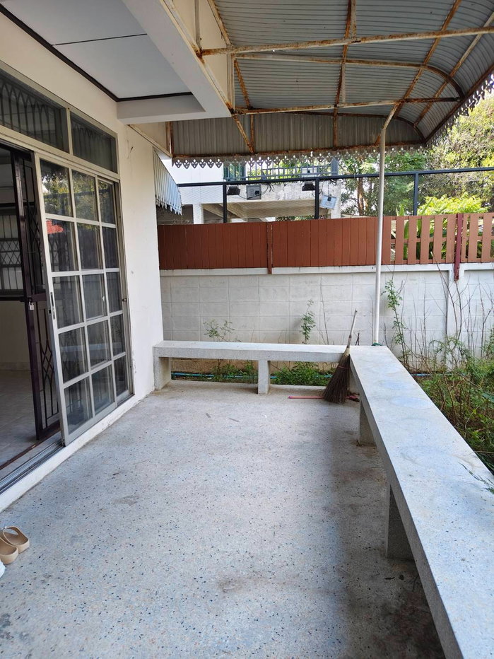 picture For Sale: Spacious Single House 69 sq.w. Lat Pla Khao 52 (4 Bed/3 Bath), Great Location Connecting Kaset-Nawamin, Only 6.5M THB - 3/16