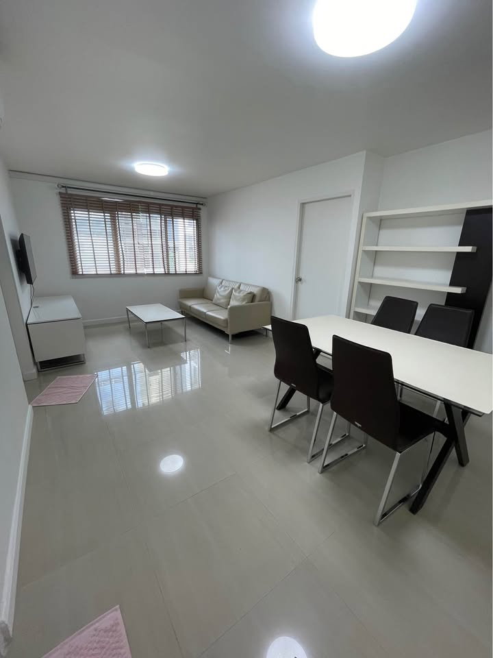 ให้เช่า One Thonglor Station Sukhumvit 40 | 1 ห้องนอน 49 ตร.ม. | 23,000 บาท/เดือน