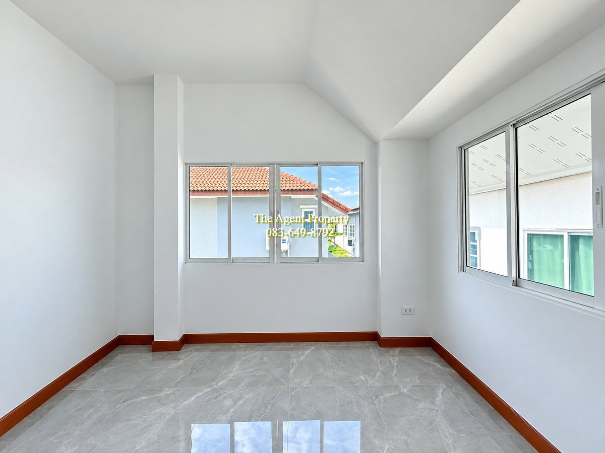 รูป ขายบ้านเดี่ยว เพ็ญศิริ 4 เลียบวารี 25/1 หนองจอก บ้าน 2 ชั้น เนื้อที่ 54.9 ตร.ว. 5 ห้องนอน 3 ห้องน้ำ มีห้องนอนชั้นล่าง จอดรถ 2-3 คัน ราคา 3.89 ล้านบาท - รูปที่ 10/19