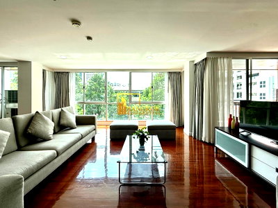 Apartment building for rent Phaya Thai Road : Beautiful 4 Bedroom Apartment in Central Sathorn - BR0722AP