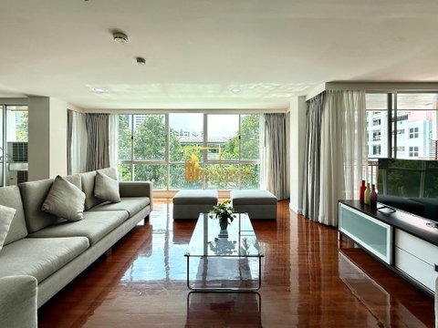 Beautiful 4 Bedroom Apartment in Central Sathorn - BR0722AP