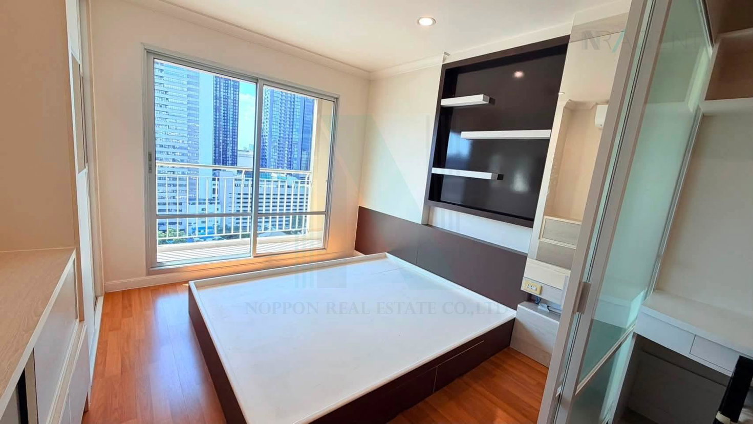 picture For Rent Condo LUMPINI PLACE RAMA IX - RATCHADA Building A, Floor 21,1 bed room, Room size 33 sqm - 3/8