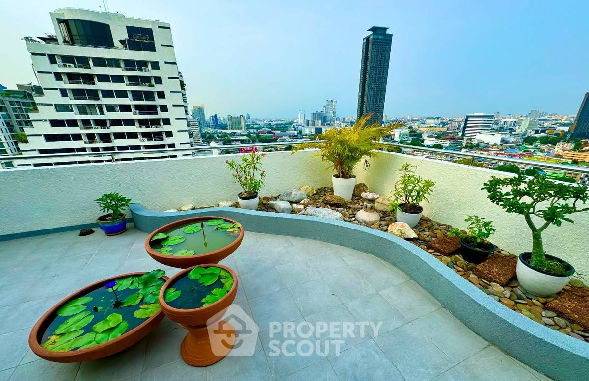 รูป 5 ห้องนอน 491 ตร.ม. ชั้น 23 Supalai Place Sukhumvit 39 ใกล้ BTS พร้อมพงษ์ (ID 3456847) - รูปที่ 12/43