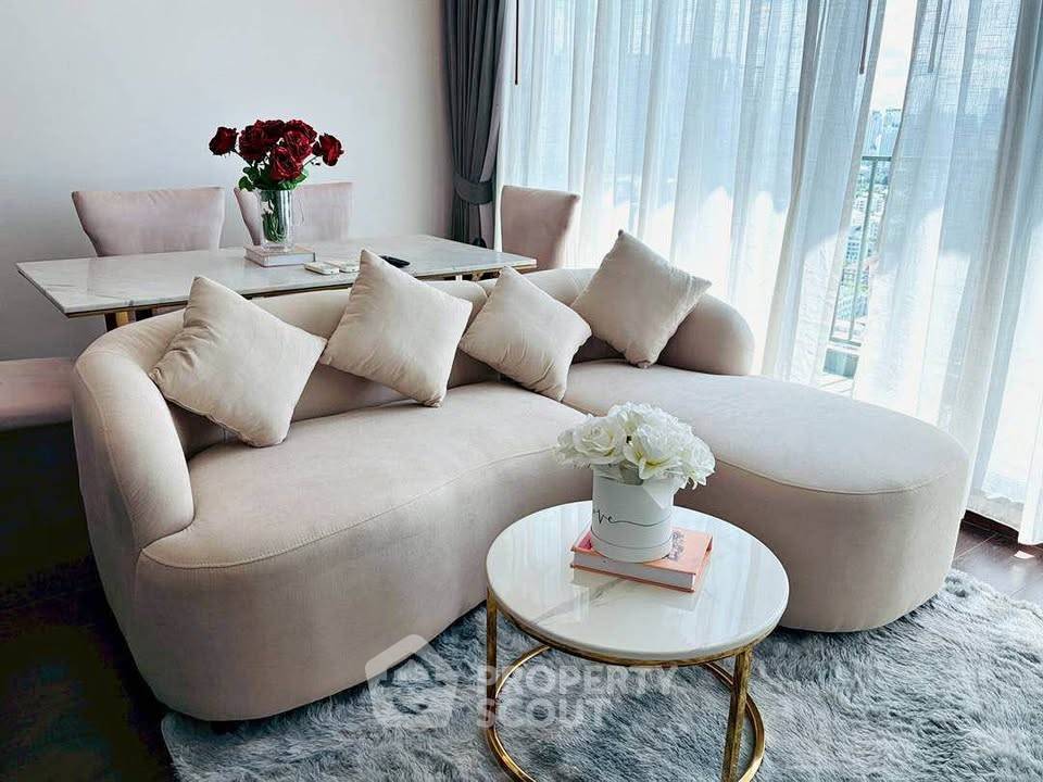 picture 30th-Floor 2-BR Condo At C Ekkamai Near ARL Ramkhamhaeng (ID 3454909) - 1/10