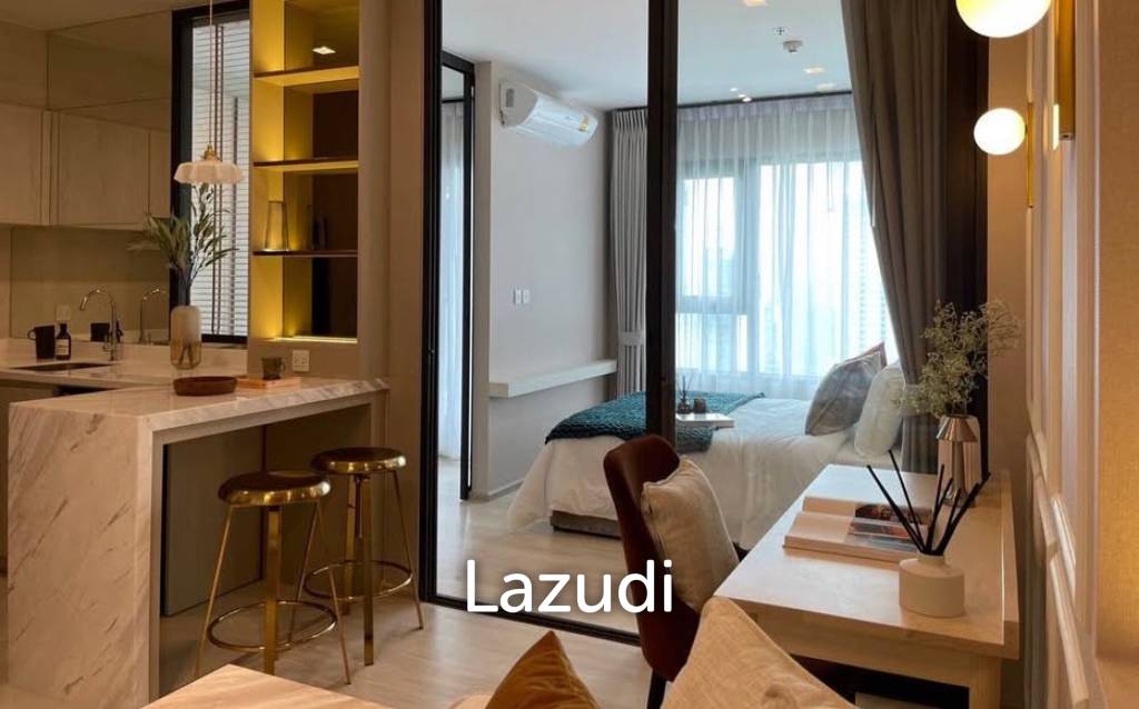 picture Life One Wireless 35 sqm Condo on the 36th Floor in Bangkok - 2/5