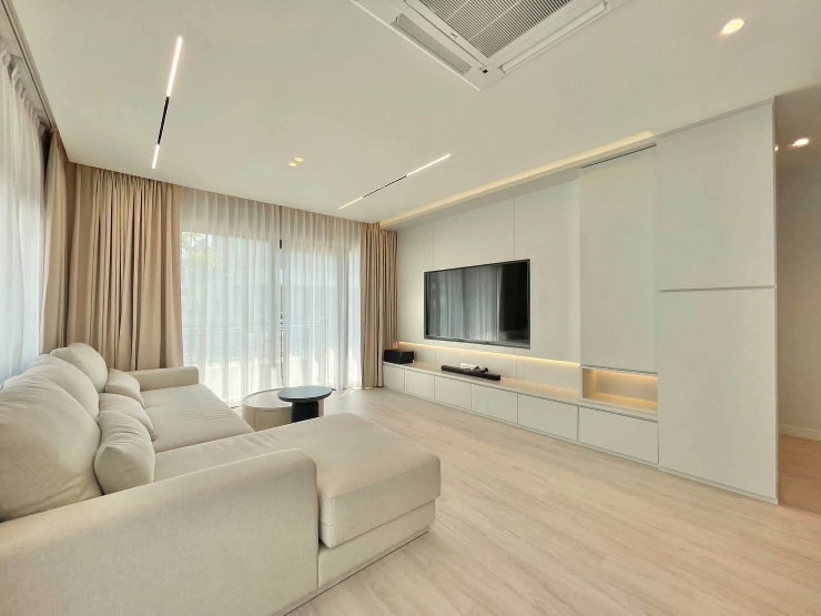 รูป ให้เช่าบ้านเดี่ยว Centro Bangna Phase 1 (K285)
🔥 เช่า 95,000 บาท/เดือน | ✅ พร้อมเข้าอยู่ หิ้วกระเป๋ามาได้เลย! 📌 สัญญาเช่าขั้นต่ำ 1 ปี - รูปที่ 2/20