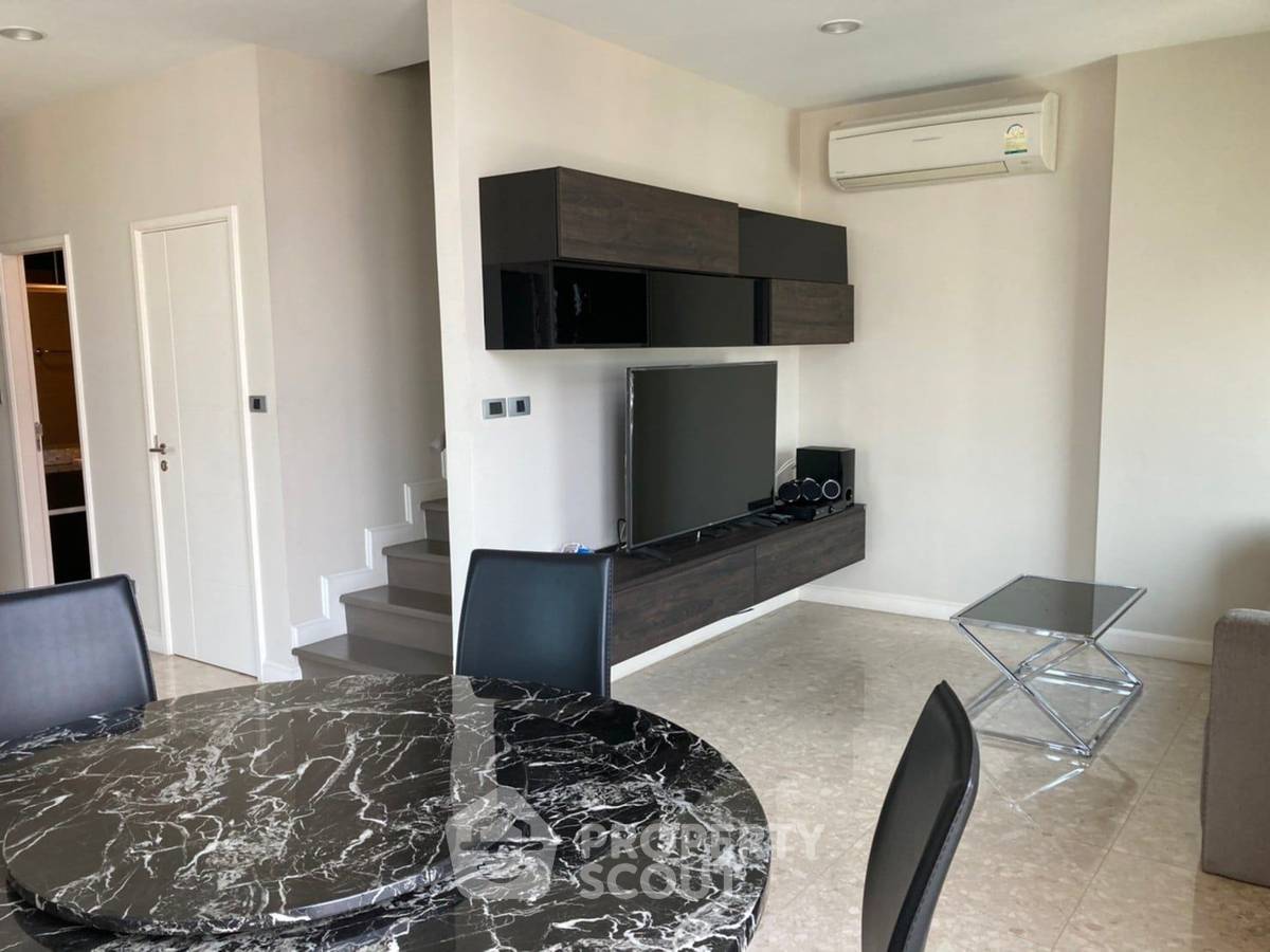 picture 2-BR Condo at The Crest Sukhumvit 34 near BTS Thong Lor (ID 739147) - 5/26