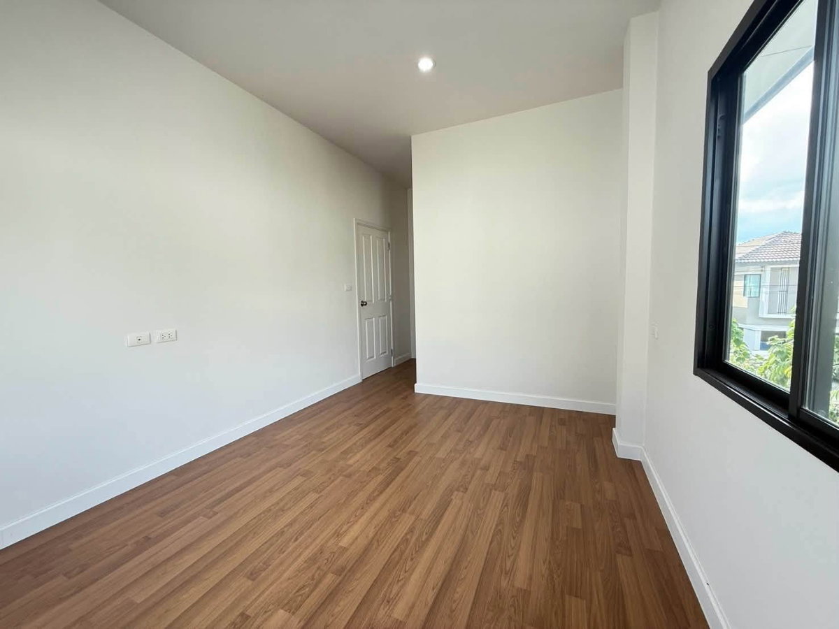 picture Baanfah Greenery Tiwa Pinklao - Sai 5 / 4 Bedrooms #HPHU130 - 7/9