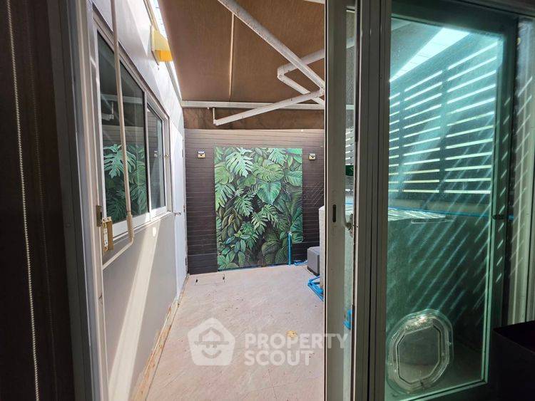 picture 3-BR Townhouse At Baan Klang Muang Suan Luang, Prawet (ID 3452930) - 2/12