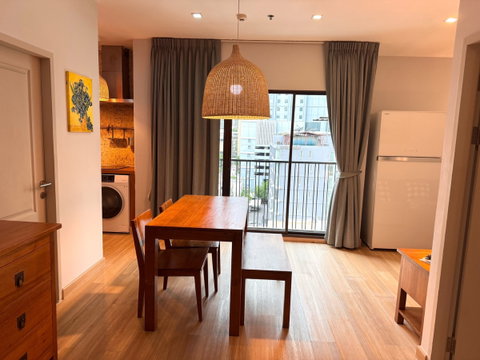 ให้เช่า Noble Refine Sukhumvit 26 | 2 ห้องนอน 71.2 ตร.ม. | รีโนเวทใหม่ | 50,000 บาท/เดือน