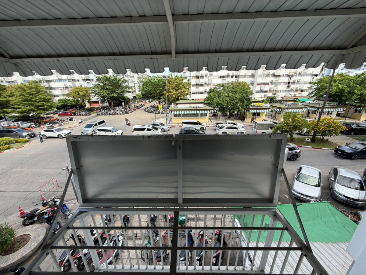 รูป ขายด่วน พร้อมเฟอร์ วิวนอกติด ใกล้ทางเข้าตึก - รูปที่ 10/10