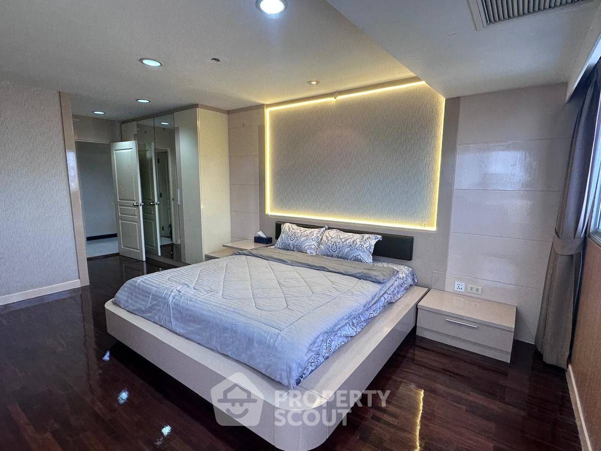 picture Great Value 3-BR At The Waterford Diamond Tower Sukhumvit, BTS Phrom Phong (ID 3460049) - 7/12