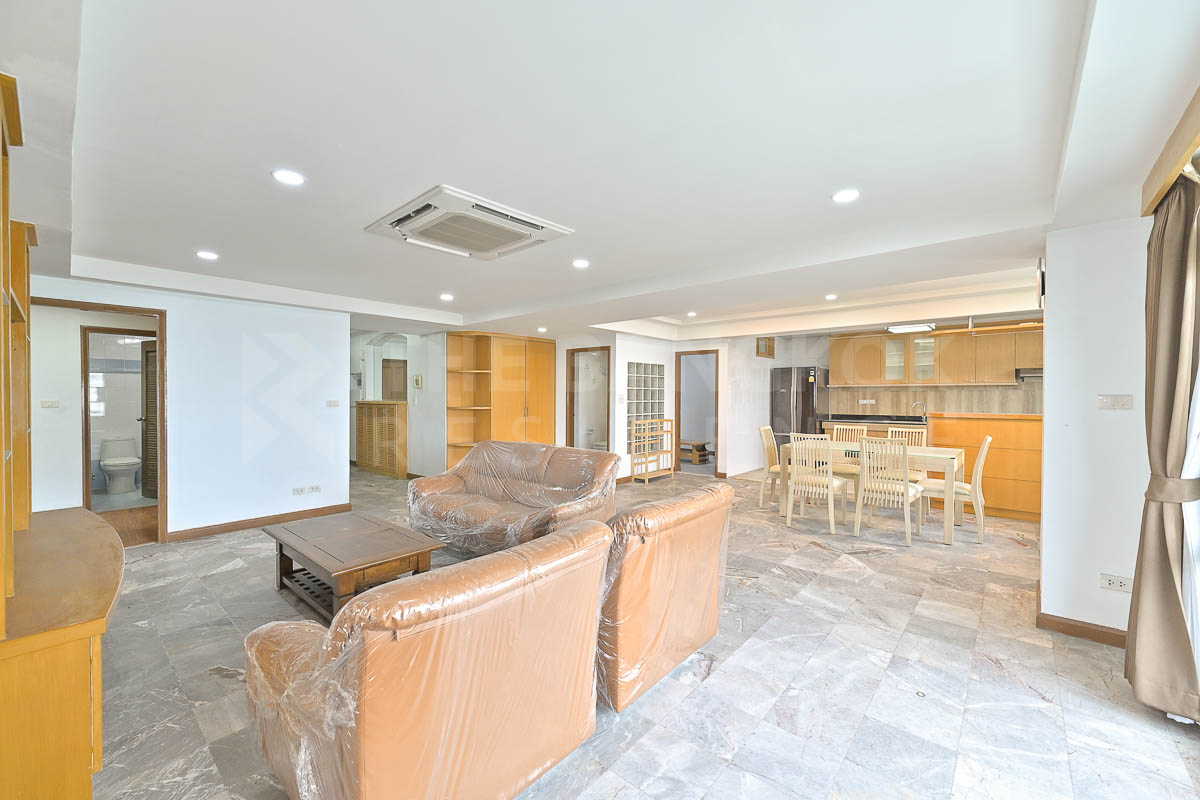 picture Royal Castle Sukhumvit near BTS Phrom Phong Hurry to book!! Popular rare units - 8/10