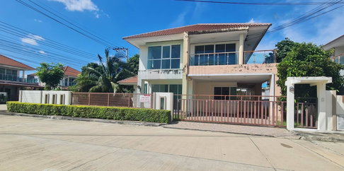 For Sell House CHAUN CHOM PARK 2 2-story 4 bedroom 3 bathroom