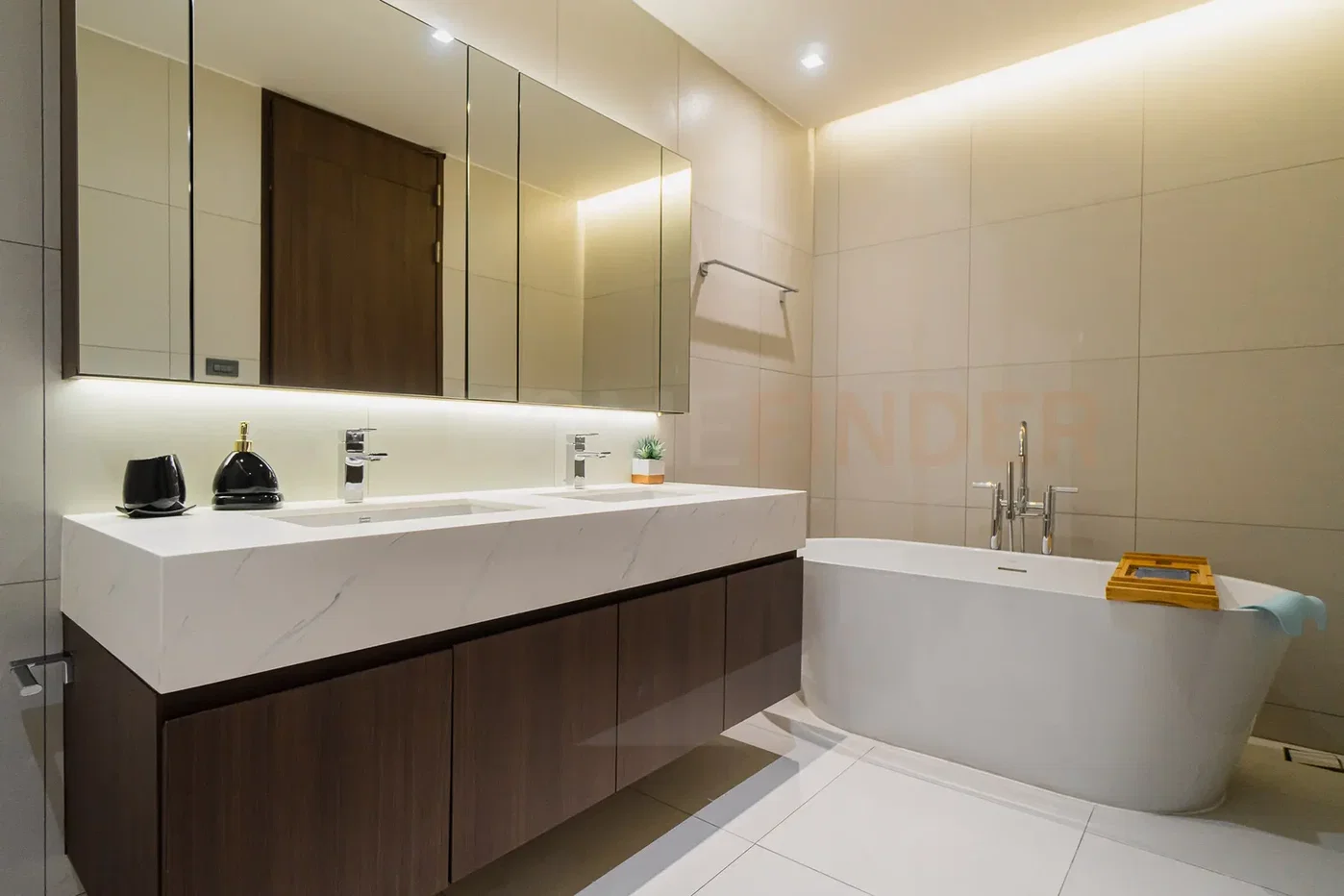 picture Raveevan Space, 3 Bedrooms – BTS Phrom Phong, for rent - 11/12