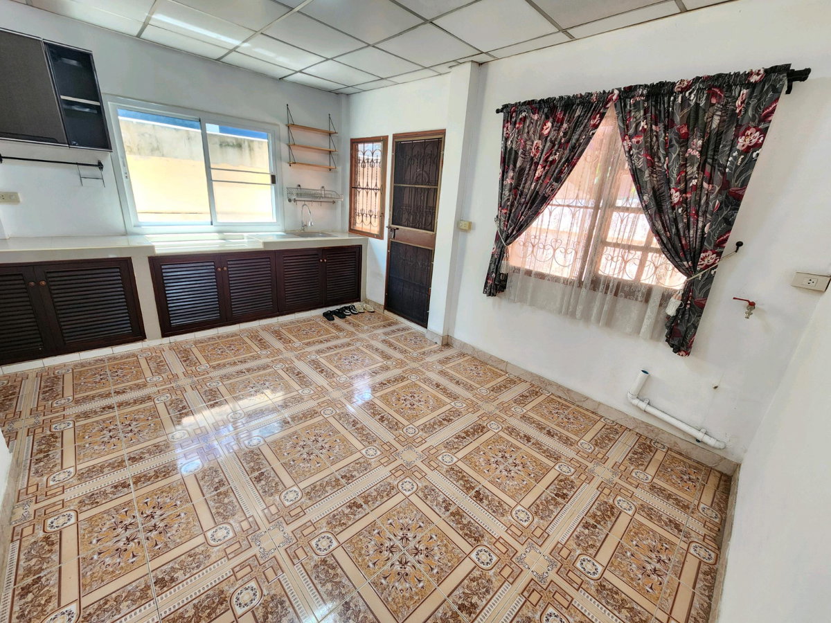 รูป ขายถูก บ้านเดี่ยว แปลงริม! หมู่บ้านศราวัลย์วิลล์ (แจ้งวัฒนะ 28) 4ห้องนอน 3จอดรถ บรรยากาศเงียบสงบ แปลงริม ปากซอย ติด สถานีรถไฟฟ้า เพียง 5.5Mb - รูปที่ 22/62