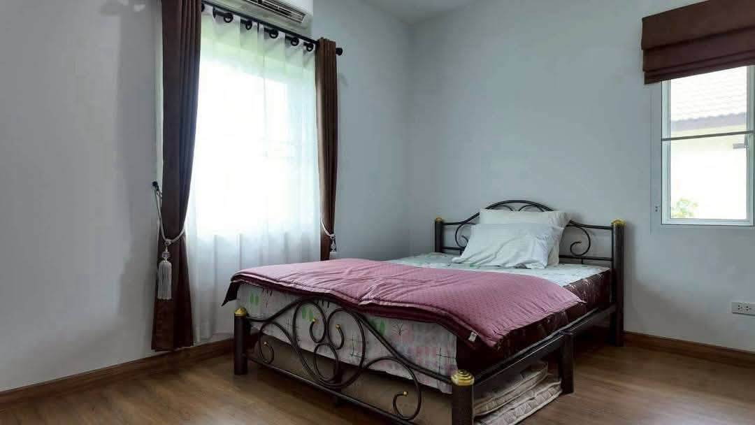 รูป ให้เช่าบ้าน ใกล้ตลาดเจริญเจริญ โครงการ Grand Lanna Meridian สันกำแพง เชียงใหม่ (R1489) T.0946511456 - รูปที่ 9/13
