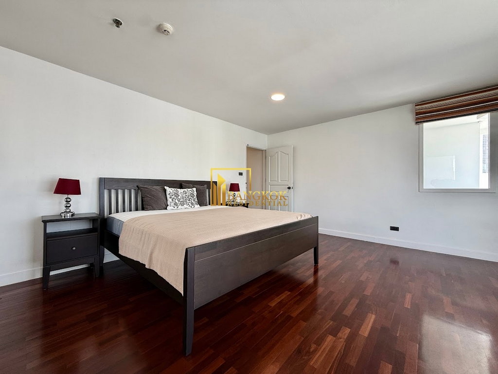 รูป Crystal Garden - Superb 3 Bedroom Condo in Popular Project - BR16401CD - รูปที่ 14/33
