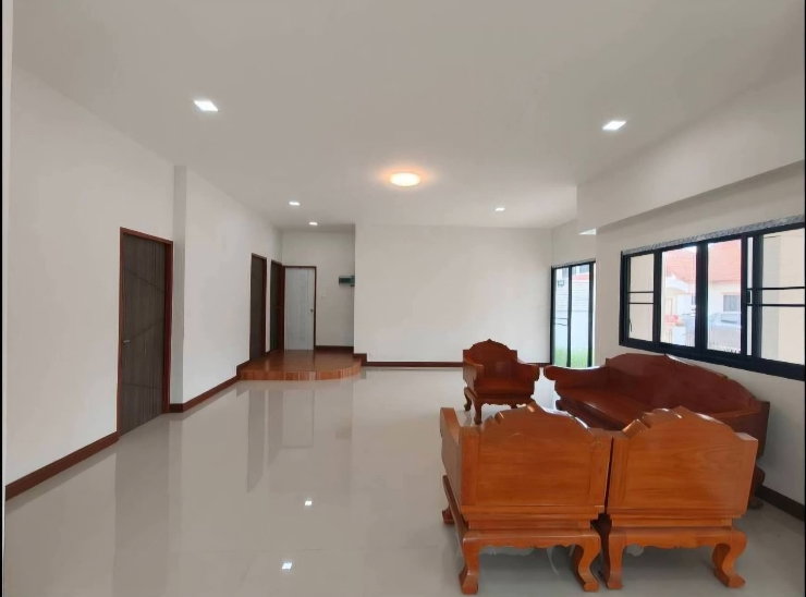 รูป 🏡 ให้เช่าบ้านพื้นที่กว้าง เหมาะทำHome Office จอดรถได้หลายคัน โครงการใกล้กาดสามแยก ใกล้เซ็นทรัลเฟสติวัล, กาดรวมโชค - รูปที่ 8/10