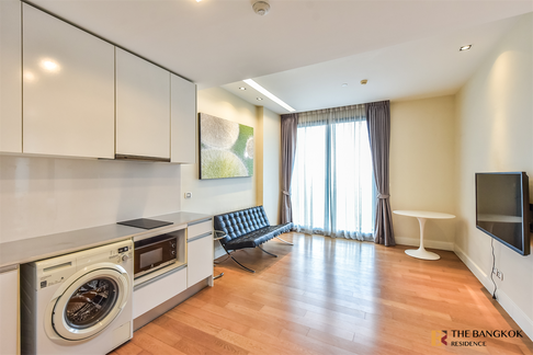 Equinox Phahol-Vipha Ready-to-move-in Condo at an Amazing Price!!