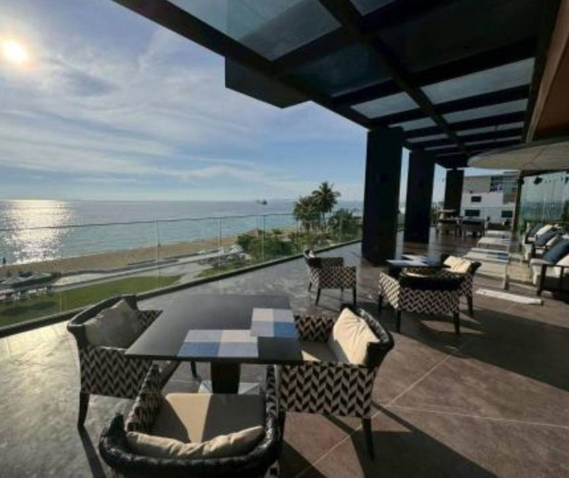 รูป ห้องติดทะเล!! ขายคอนโด 2 ห้องนอน Privatte Beach วีรันดา บีช รีสอร์ท พัทยา ตำบลนาจอมเทียน อำเภอสัตหีบ จังหวัดชลบุรี | #TPI-3548 - รูปที่ 10/17