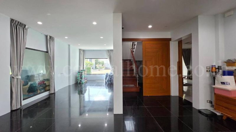 รูป บ้านเดี่ยว 2 ชั้น เซนโทร พหล - วิภาวดี 1 ตกแต่งครบพร้อมอยู่ เดินทางสะดวกมาก - รูปที่ 14/43