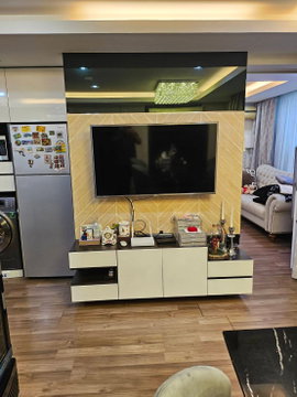 Prom phahol2. 2bed 99sqm. Line id: @pfagent