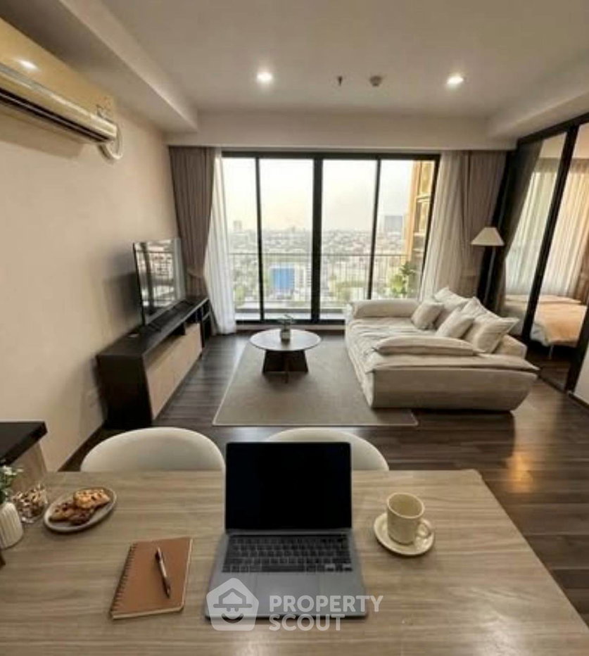 picture 2-BR Condo at The Gallery Bearing near BTS Bearing (ID 3457176) - 1/3