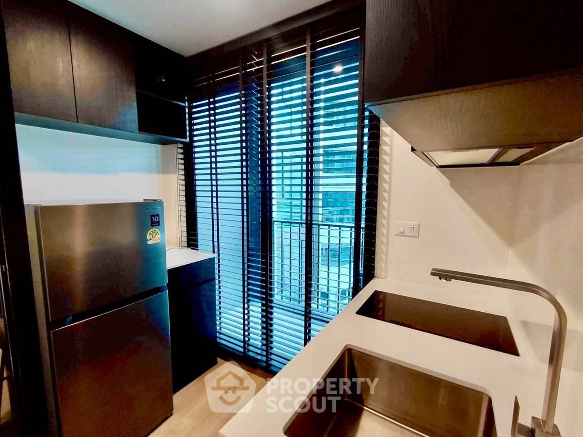 รูป ใกล้ MRT พระราม 9 เพียง 200 ม. | คอนโด 1 ห้องนอน Nue District R9 (ID 3412936) - รูปที่ 7/8