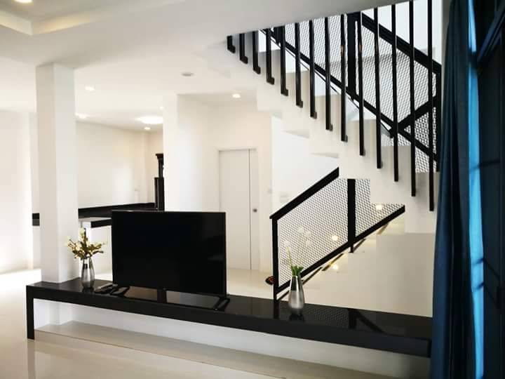 picture Renovated 3-Bedroom Home with Front Lawn | Mahidol Road–Chang Khlan, Chiang Mai - 4/17