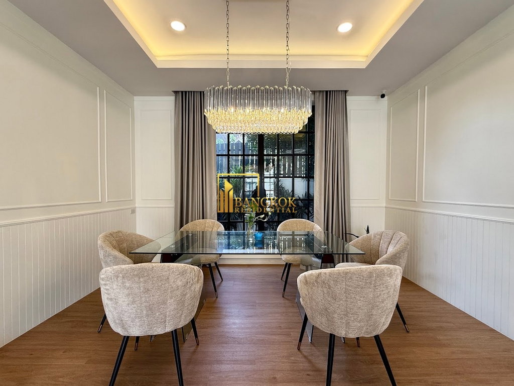 รูป Modern 4 Bedroom Townhouse For Rent in Ekkamai Area - BR49107TH - รูปที่ 4/45