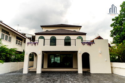 บ้านเดี่ยว กรุงเทพมหานคร : คาซ่า อะมาลฟี่ รัชดาภิเษก 64 4 ห้องนอน ขาย