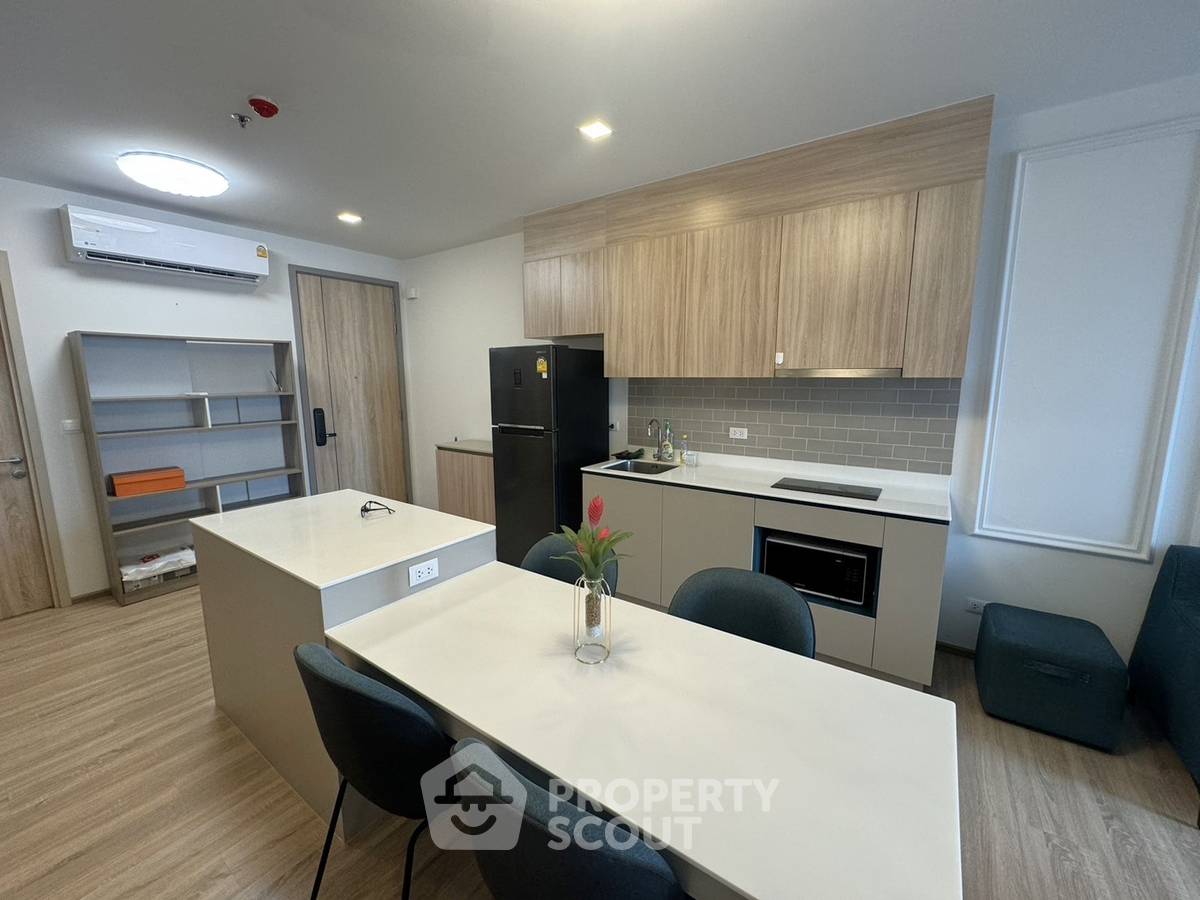 picture 2-BR Condo At XT Phayathai Near BTS Phaya Thai (ID 3462348) - 3/9