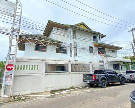 HK0029, House for rent 5 Br., Hauikhwang