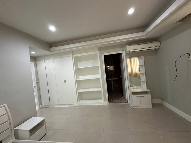 picture C6933 For Rent : Condo Royal Castle Pattanakarn ( BTS On Nut ) 064 665 4666 - 23/23
