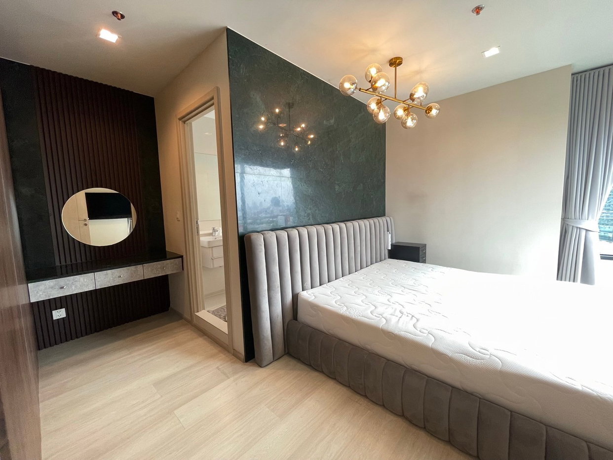 picture Life One Wireless: Luxury 2-Bed Condo for Rent Near BTS Phloen Chit 🔑✨ - 4/9