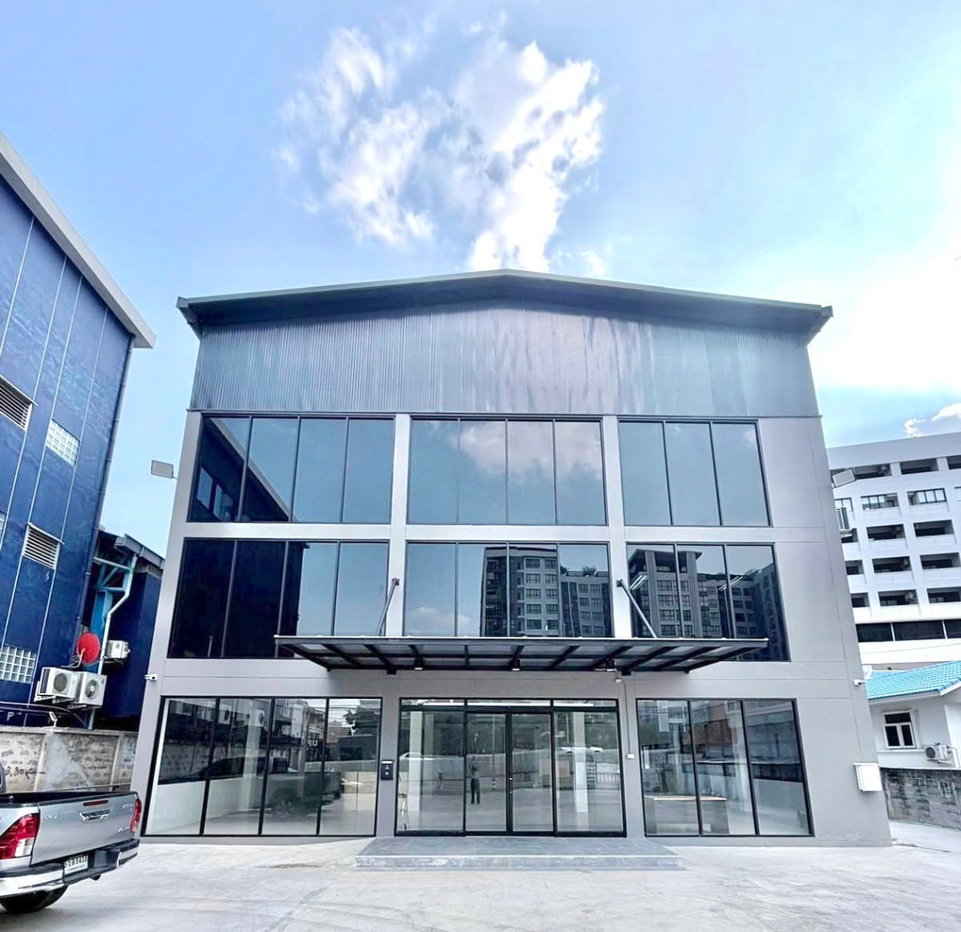 รูป #OHR77 ให้เช่า อาคารสำนักงาน/โชว์รูม ขนาด 1,000 ตร.ม.|โซนพหลโยธิน-สะพานใหม่📍 ใกล้ BTS สายสีเขียว (ระยะเดินได้สะดวก) - รูปที่ 1/10
