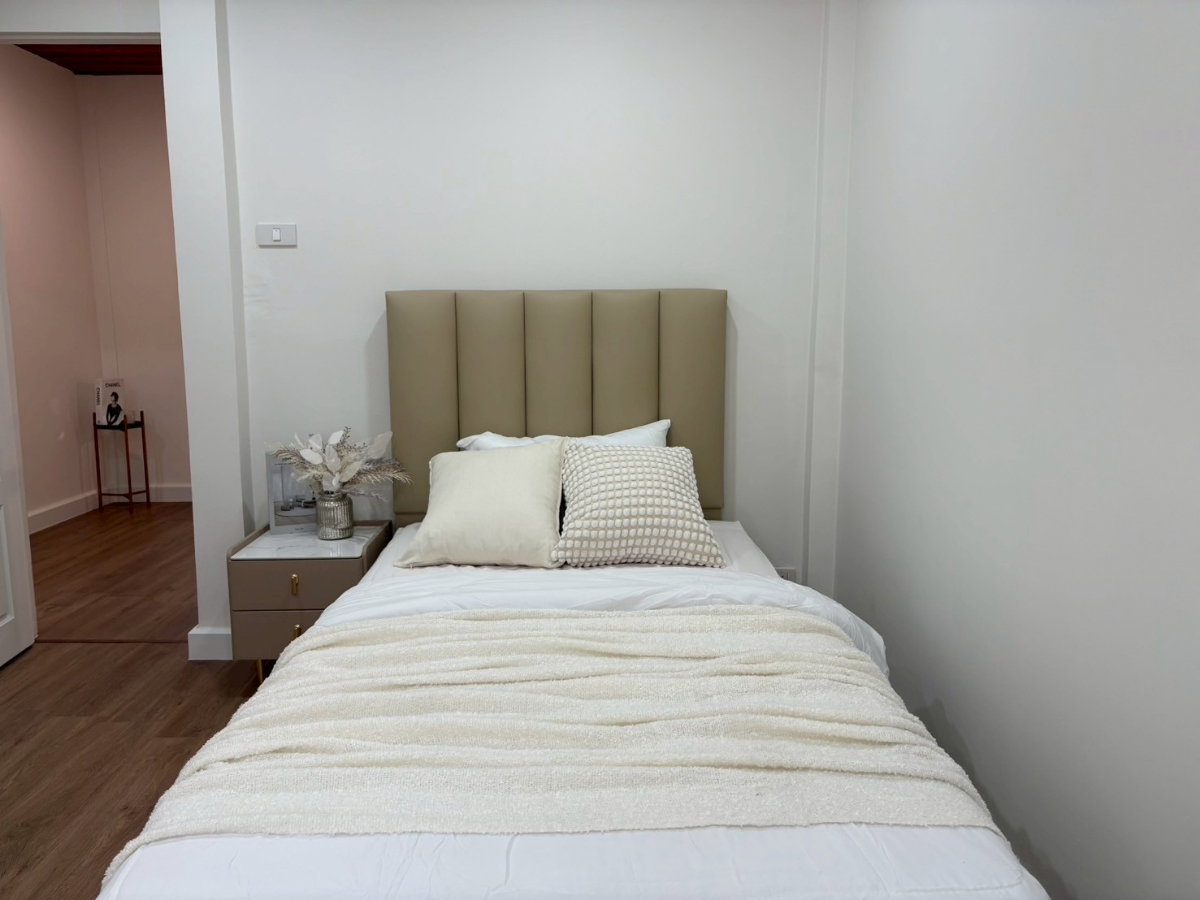 รูป ให้เช่า Luxury Pool Villa รัชดา | 5 ห้องนอน | Private Pool | 500 ตร.ม. | ใกล้ MRT ห้วยขวาง - รูปที่ 10/31