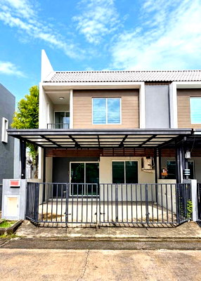 Townhouses for sale Mega Bangna : ⭐✨RH-253 Townhouse for Sale at The Colors Premium Bangna–Wongwaen ✨⭐