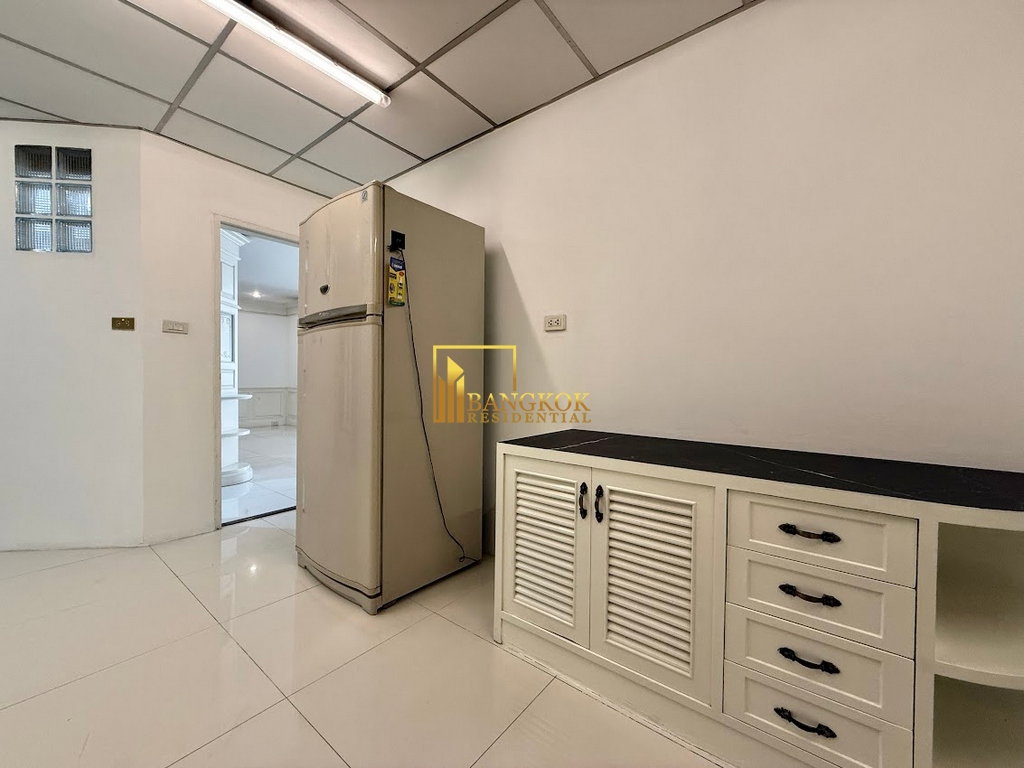 picture Crystal Garden | Spacious 4 Bedroom Condo in Popular Project - BR14928CD - 10/35
