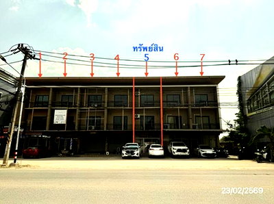 อาคารพาณิชย์ นิคมราชชลบุรี : อาคารพาณิชย์ 17 ตร.วา มูฟทาวน์ ศรีราชา ชลบุรี 3.6M