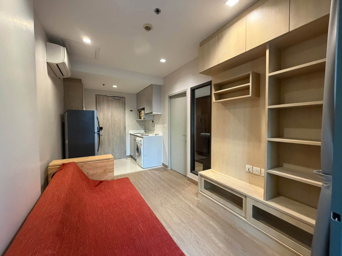 picture Condo for RENT: Ideo Mobi Rama 9  𝐒𝐢𝐳𝐞 : 31 sqm.  𝐓𝐲𝐩𝐞 : 1 Bedroom 1 Bathroom   𝐅𝐥𝐨𝐨𝐫 : 5th  Building: -  ✅Fully furnished - 2/8