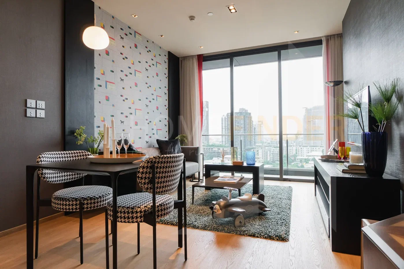 picture Beatniq Sukhumvit 32, 2 Bedrooms – BTS Thong Lo, for sale - 1/18