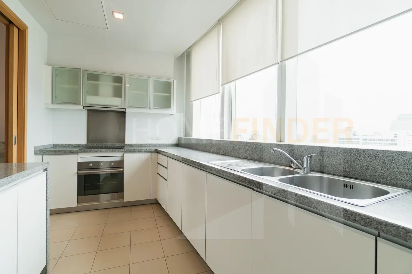 picture Millennium Residence, 3 Bedrooms – BTS Asok, for rent - 13/14