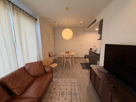Condo for Rent: NYE by Sansiri 2 Bedrooms, 2 Bathrooms, 63 sq.m. 27th Floor, Corner Unit