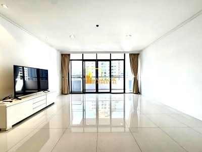 คอนโดให้เช่า : Kallista Mansion | Spacious 3 Bedroom Condo in Vibrant Area - BR4091CD