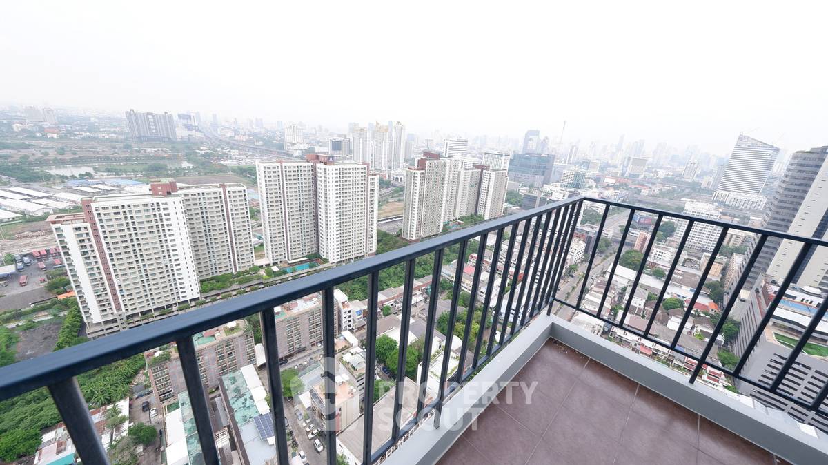 picture 34th-Floor 4-BR Belle Grand Rama 9 Near MRT Phra Ram 9 (ID 3456134) - 11/11